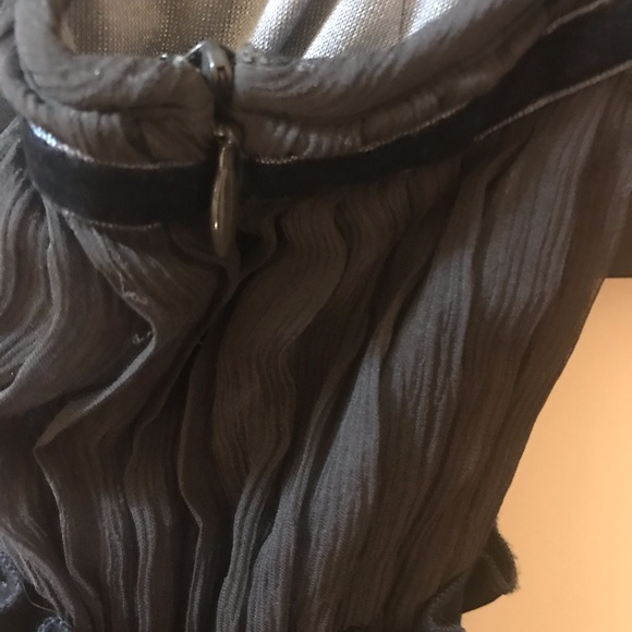 Silk navy evening dress with velvet detailing - Picture 8 of 11